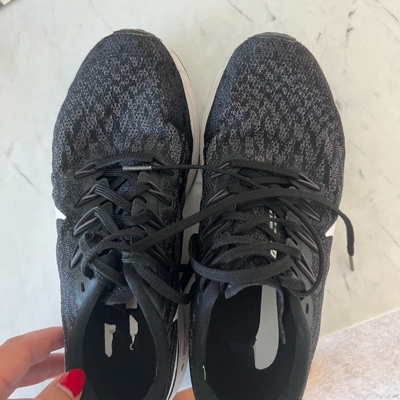 Nike Pegasus - Picture 8 of 13